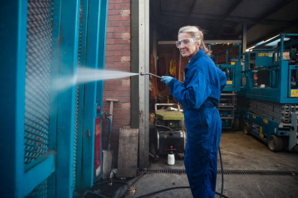Best Warehouse Cleaning  in Tice, FL